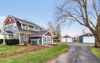 320 W Center St, Sandwich, IL 60548