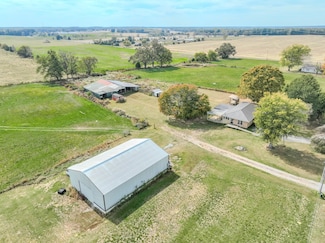 97 Ramah Rd, Leoma, TN 38468