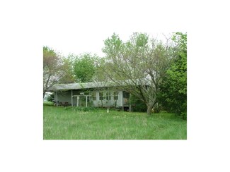 26 Fawn Valley Dr, Linn Valley, KS 66040
