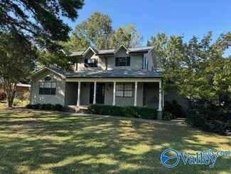 52 Rabbit Run Rd, Rainsville, AL 35986