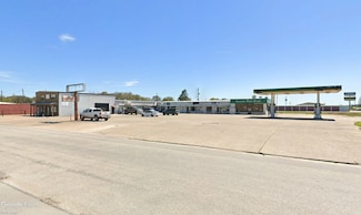 941 Clubside Dr, East Bernard, TX 77435