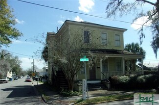 2422 Lincoln St, Savannah, GA 31401