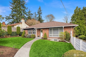 1734 NE 90th St, Seattle, WA 98115