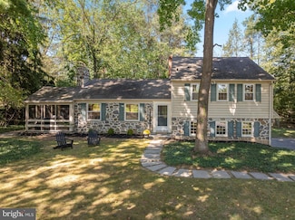 675 Walker Rd, Wayne, PA 19087