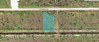 501 Calendula Dr, Indian Lake Estates, FL 33855