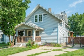 1606 Evelyn St, Perry, IA 50220