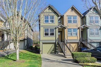 2712 SW Sylvan Heights Dr, Seattle, WA 98106