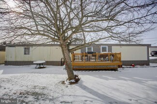 15673 Young Rd Unit 22, Greencastle, PA 17225