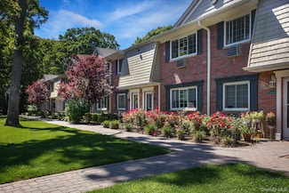 21 Ulster Place Unit 2107A, Coram, NY 11727