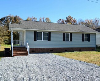 302 Franklin St, Emporia, VA 23847