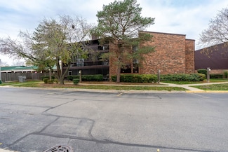 14533 Walden Ct Unit 1, Oak Forest, IL 60452