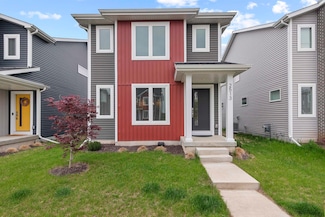 2513 Spark St, Fitchburg, WI 53711