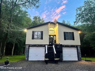 28 Mink Springs Ct, Drums, PA 18222