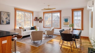 432 Norfolk St Unit 3J, Somerville, MA 02143