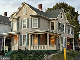 115 W 2nd St, Waynesboro, PA 17268