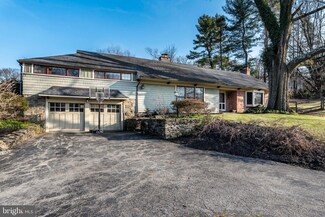 725 Woodfield Rd, Villanova, PA 19085