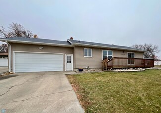 1410 10th St SW, Valley City, ND 58072