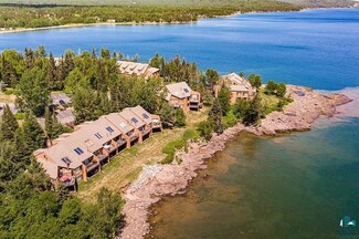1616 Superior Shores Dr Unit 101, Two Harbors, MN 55616