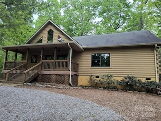 240 Ravenswood Dr, Marion, NC 28752