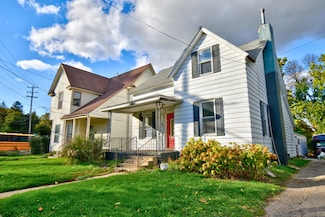 1249 4th St NW, Grand Rapids, MI 49504