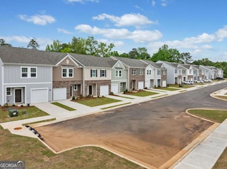 106 Saginaw Ct, Locust Grove, GA 30248