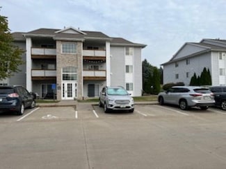 2482 Rushmore Dr, Iowa City, IA 52246