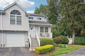 11 College Hill Rd Unit 4A, Warwick, RI 02886