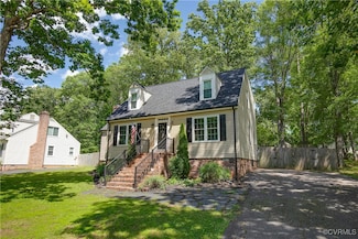 2614 Pleasant Run Dr, Henrico, VA 23233