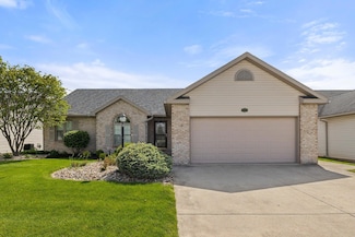 106 Kincora Dr, Bucyrus, OH 44820