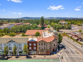 39 Johnson St, Windsor, CA 95492