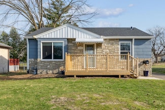 2409 14th Ave E, Saint Paul, MN 55109