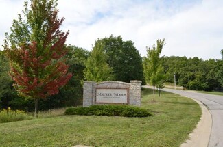 15910 W 56th St, Shawnee, KS 66217
