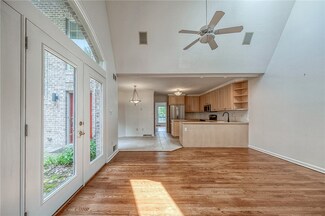 618 Essex Ct, Pittsburgh, PA 15238
