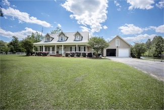 103 Meadowlark Ln, Fitzgerald, GA 31750