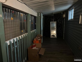 36 Poplar St, Lodi, NJ 07644