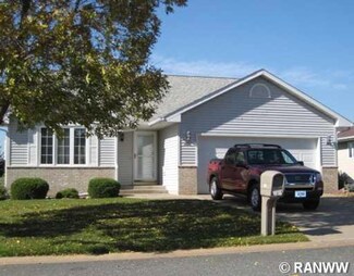 3420 E Meadows Place, Eau Claire, WI 54701