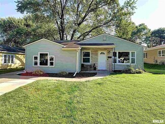 3871 Johnson Ave, Davenport, IA 52802