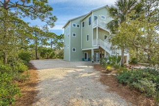 1704 Magnolia Rd, Eastpoint, FL 32328