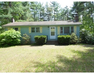9 Chestnut Dr, Townsend, MA 01469