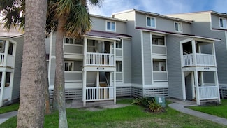 30 Mariners Cay Dr, Folly Beach, SC 29439