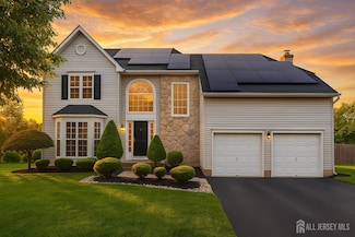19 Larkspur Dr, Dayton, NJ 08810