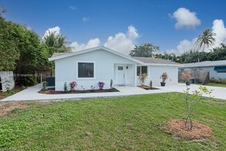 27225 Belle Rio Dr, Bonita Springs, FL 34135