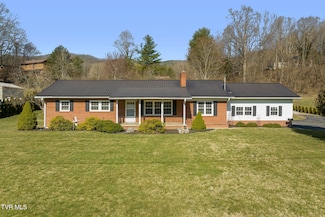 5021 Unicoi Dr, Unicoi, TN 37692