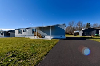 12 Leto Ln, Johnstown, NY 12095