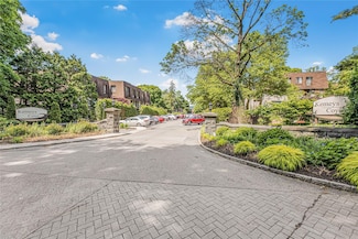 608 Kemeys Cove Unit 6-08, Briarcliff Manor, NY 10510