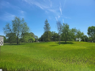 1045 S Bundy Dr Unit 3, Lake Isabella, MI 48893