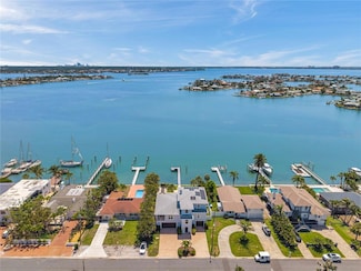 7115 Bay St, Saint Pete Beach, FL 33706