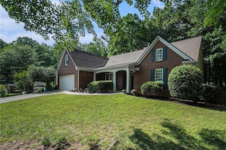 2063 Willow Chase Ct, Tucker, GA 30084