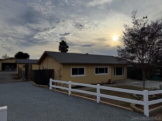 1077 E Bradley Ave, El Cajon, CA 92021