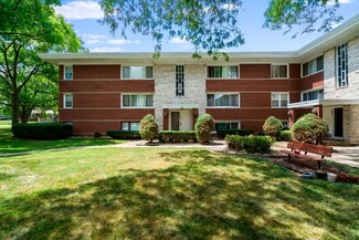 6866 W Lode Dr Unit 1B, Worth, IL 60482